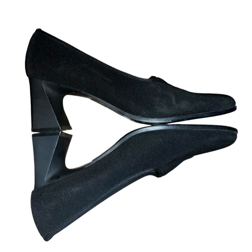 Villager A Liz Claiborne Company Corby Black Closed Square Toe Pumps Size 8.5